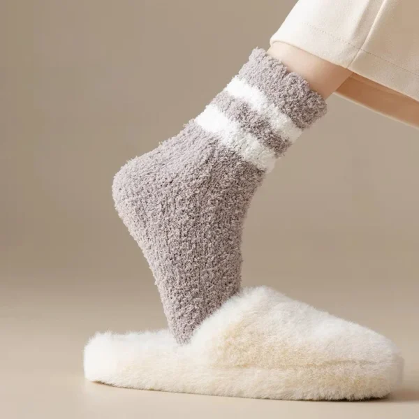 Floor Socks: The Cozy Collection - 4 Pairs - Image 2