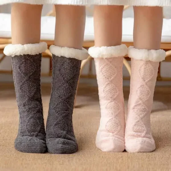 Floor Socks: Winter Hug - Image 2