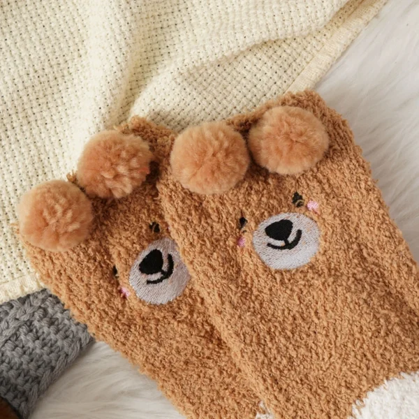 Floor Socks: Cuddle Cubs - Image 5