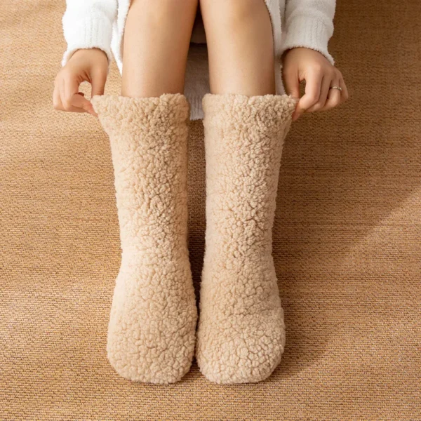 Floor Socks: Soft & Fluffy - Image 3