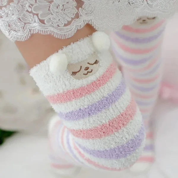 Floor Socks: Animal Knee Socks - Image 4