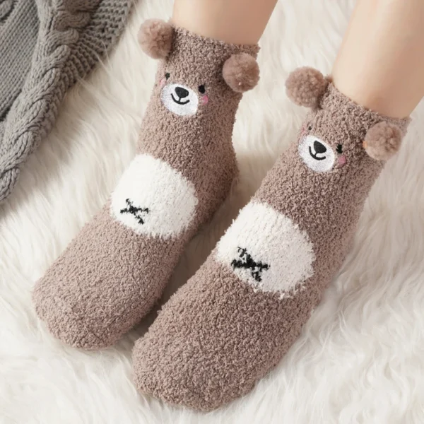 Floor Socks: Cuddle Cubs - Image 4